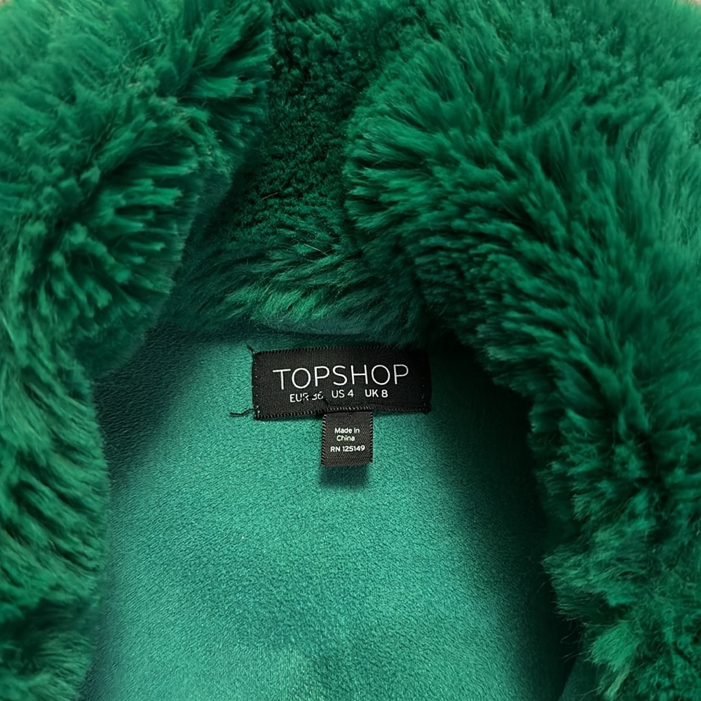 Green furry jacket - Picture 2 of 3